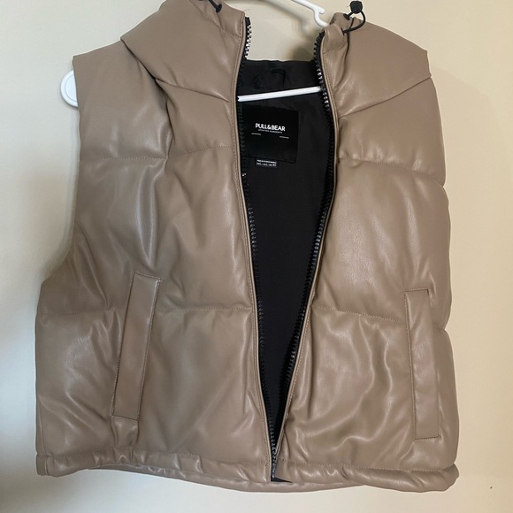 Pull & Bear Faux Leather Puffer Vest - Picture 2 of 5